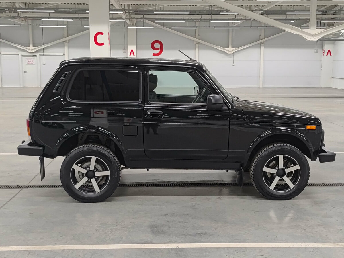 Лада (ВАЗ) Нива Лэдженд б/у, 2023, Механическая. Фото: #3