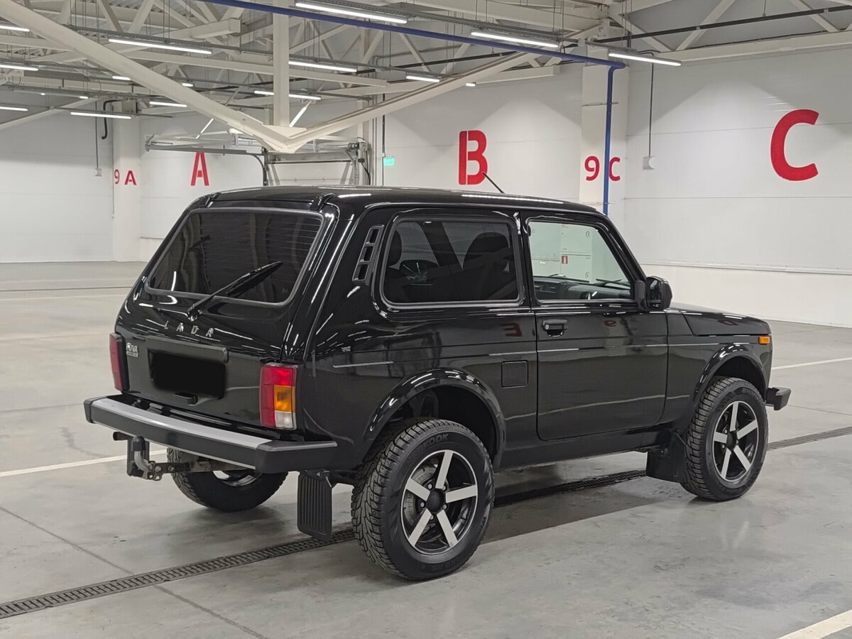 Лада (ВАЗ) Нива Лэдженд б/у, 2023, Механическая. Фото: #4