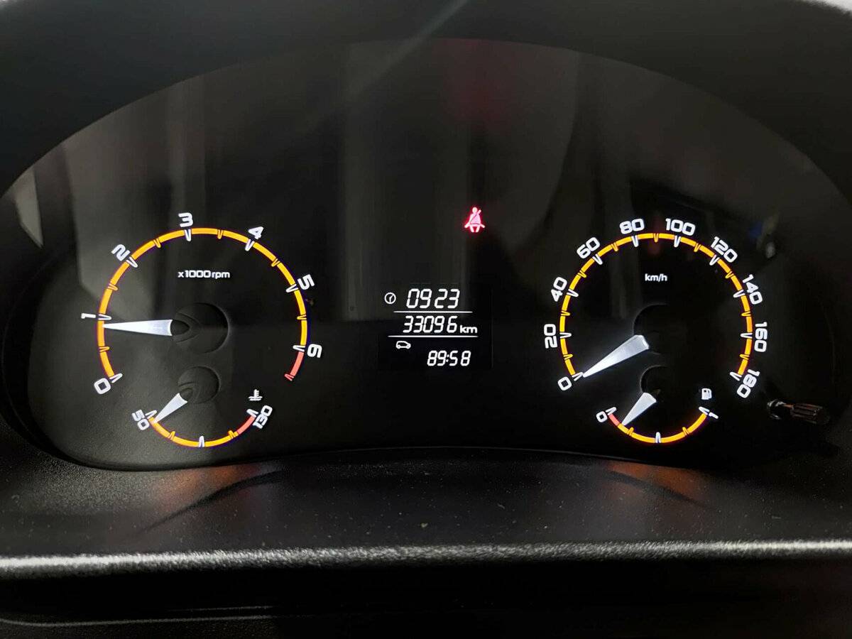 Лада (ВАЗ) Нива Лэдженд б/у, 2023, Механическая. Фото: #12