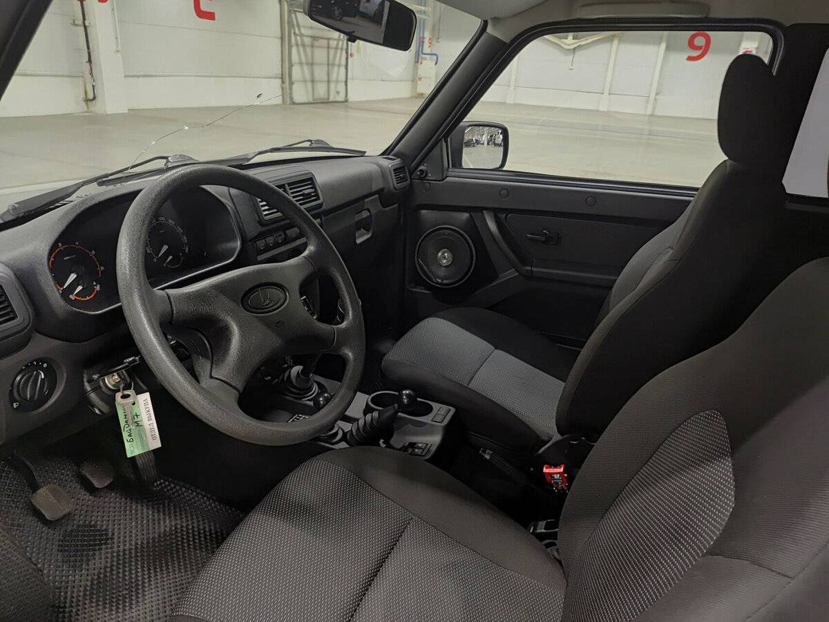 Лада (ВАЗ) Нива Лэдженд б/у, 2023, Механическая. Фото: #15