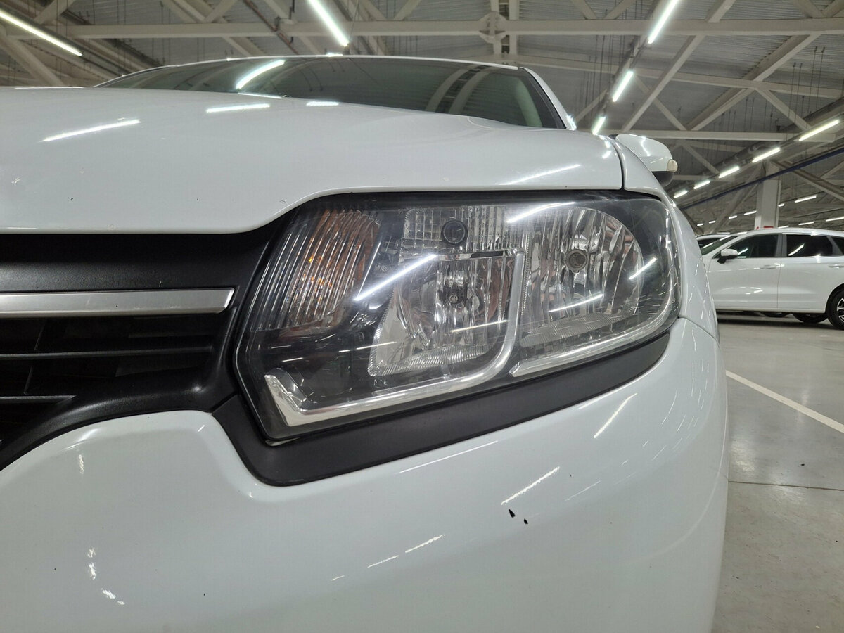 Рено Логан б/у, 2017, Автоматическая. Фото: #16