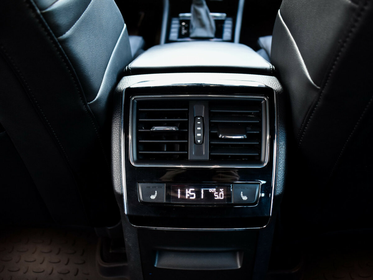 Skoda Superb б/у, 2018, Роботизированная. Фото: #15