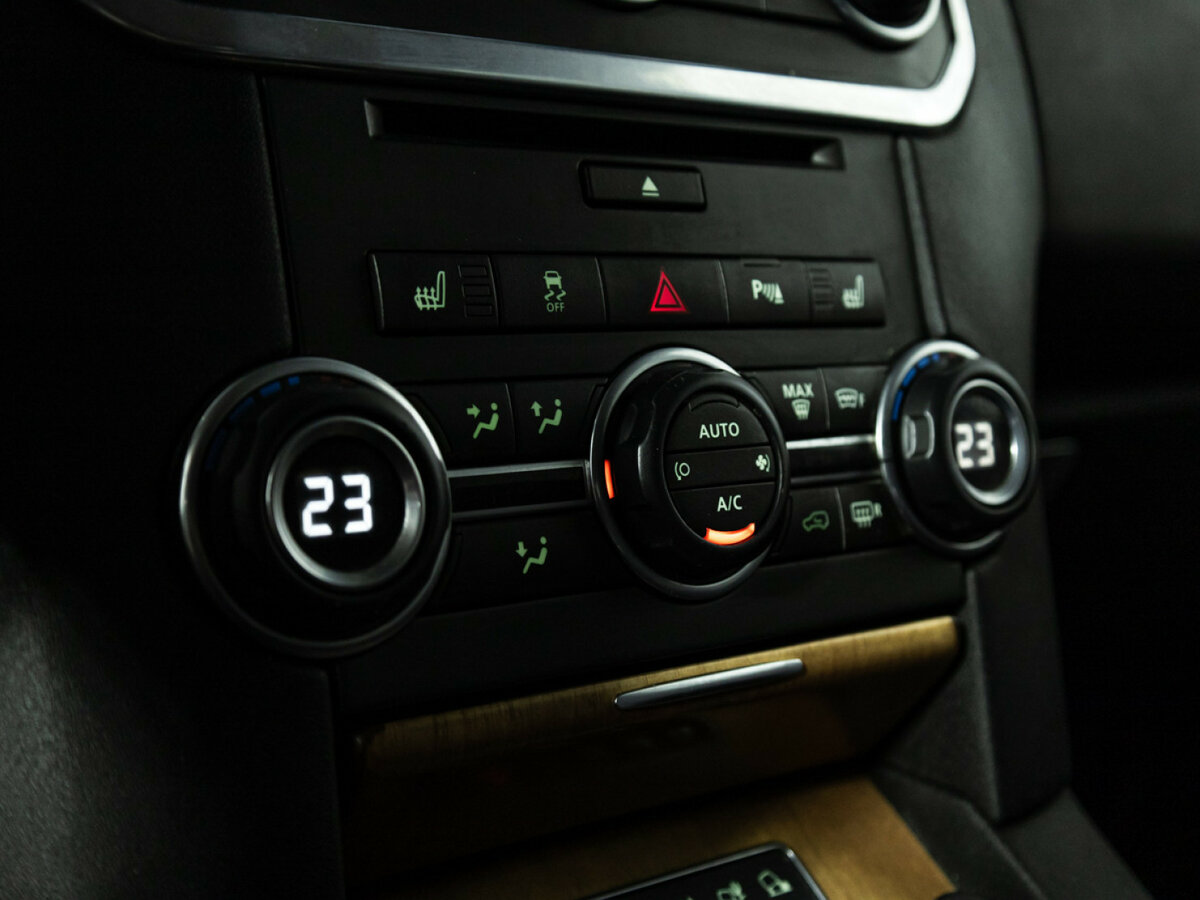 Land Rover Discovery б/у, 2013, Автоматическая. Фото: #18