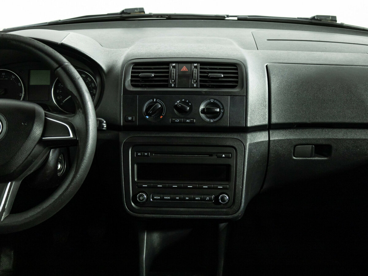 Skoda Fabia б/у, 2014, Механическая. Фото: #11