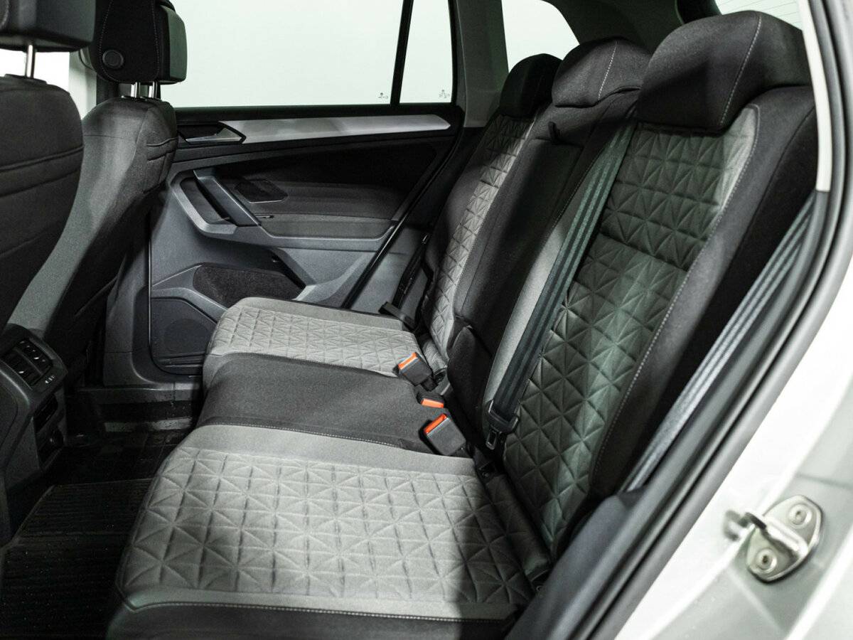 Volkswagen Tiguan б/у, 2021, Роботизированная. Фото: #9