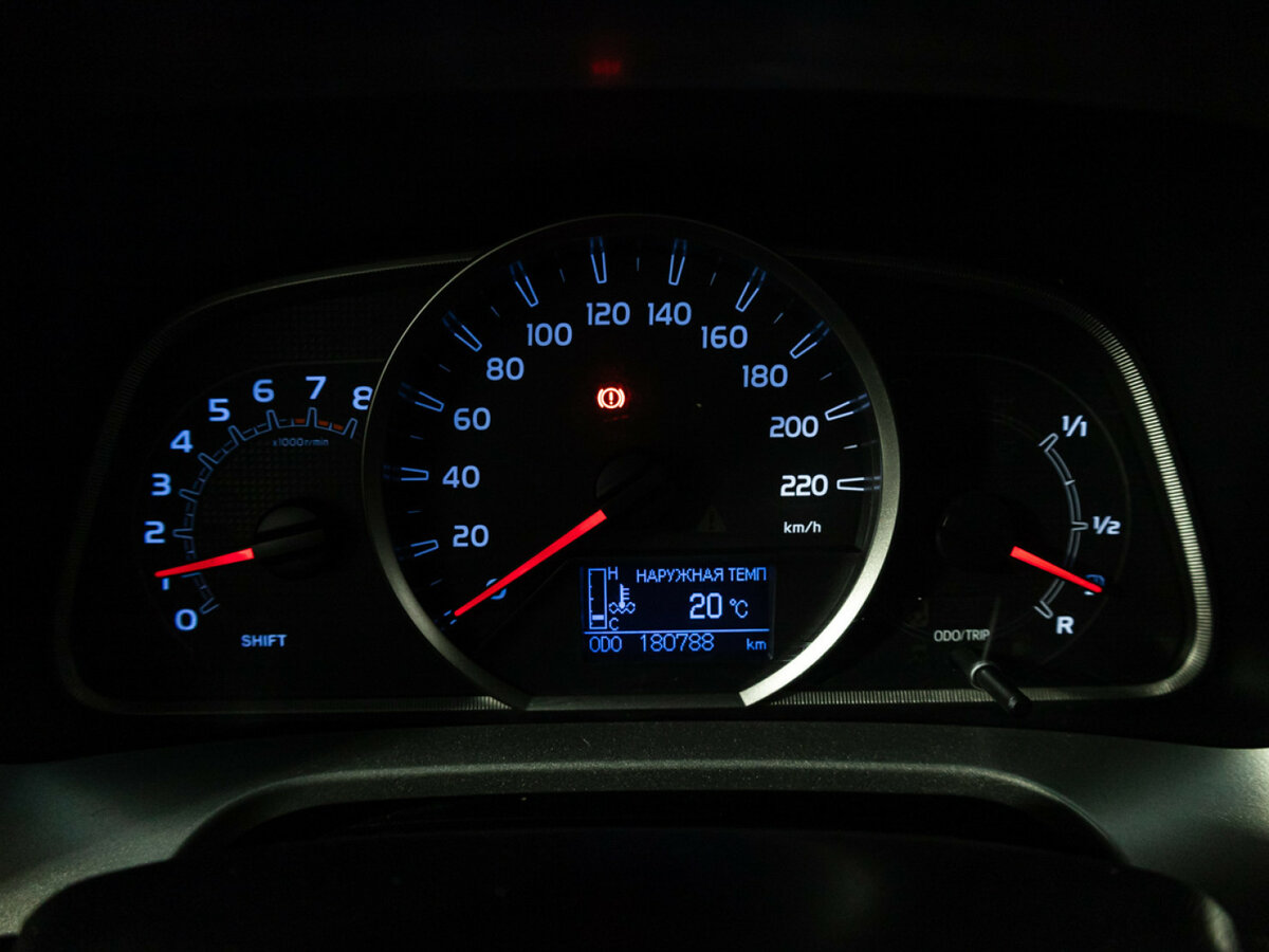 Toyota RAV4 б/у, 2014, Механическая. Фото: #9