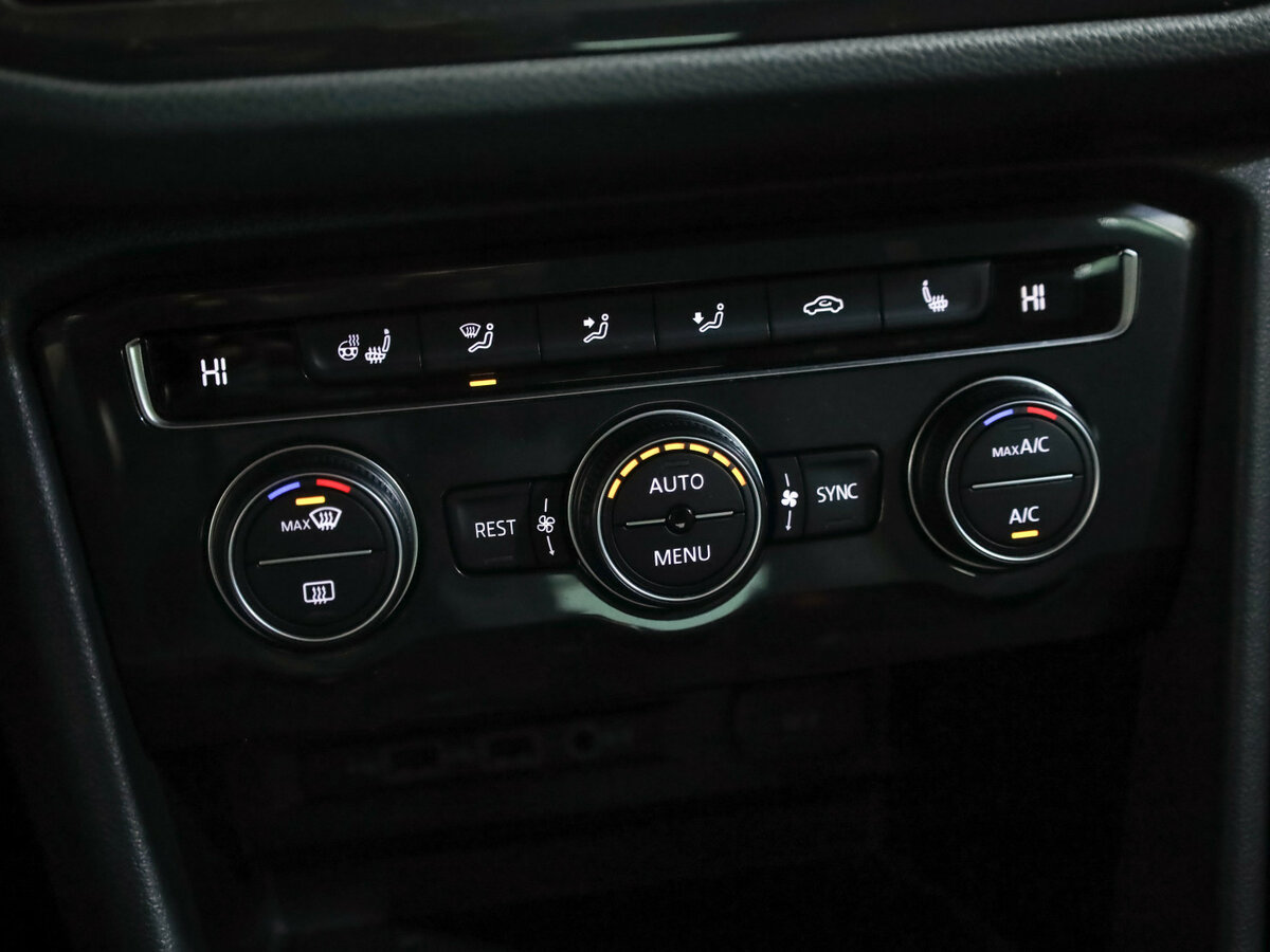 Volkswagen Tiguan б/у, 2019, Роботизированная. Фото: #17