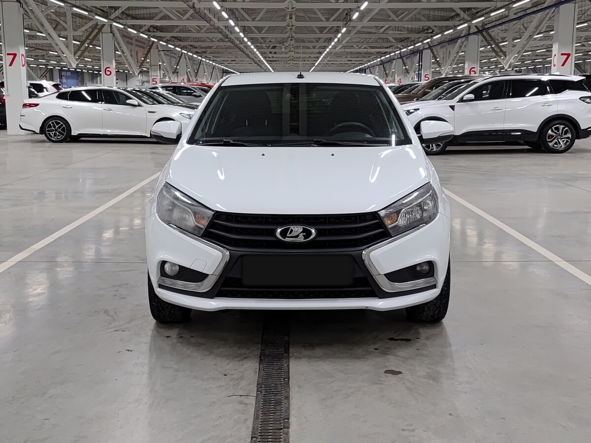 Lada (ВАЗ) Vesta б/у, 2020, Механическая. Фото: #1