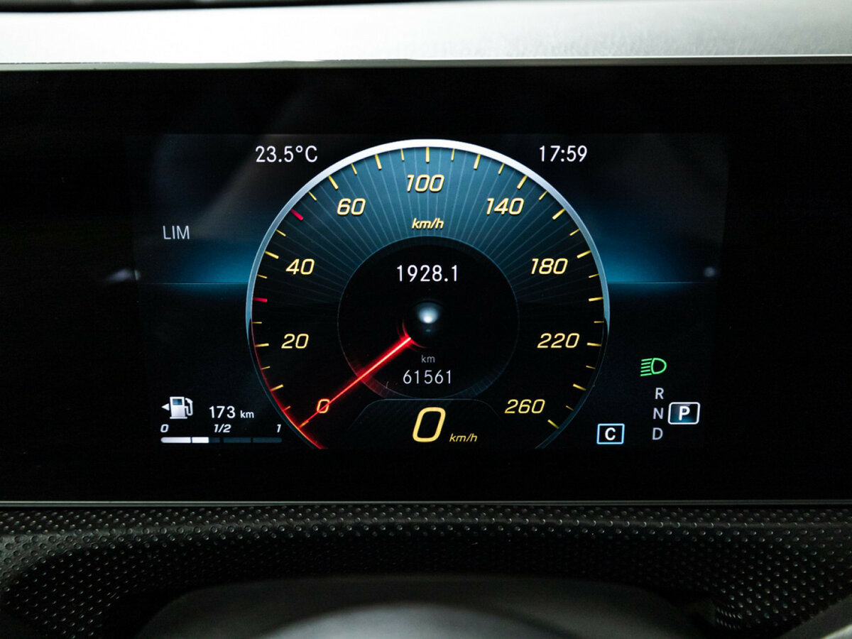 Mercedes-Benz A-Класс б/у, 2019, Роботизированная. Фото: #11