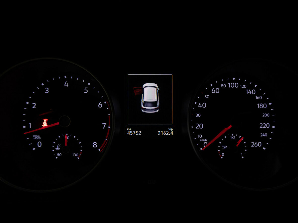 Volkswagen Tiguan б/у, 2018, Роботизированная. Фото: #19