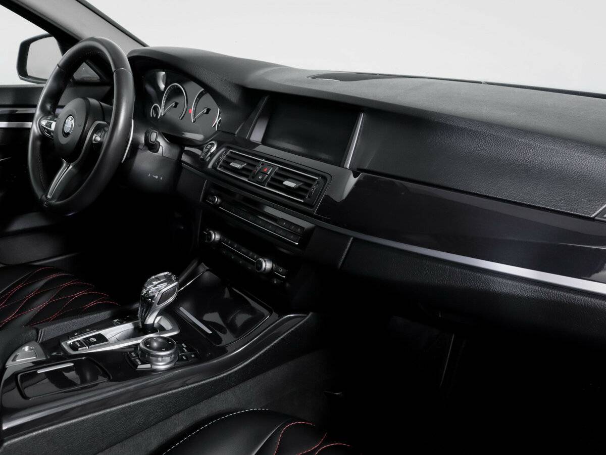 БМВ 5 серии б/у, 2014, Автоматическая. Фото: #8