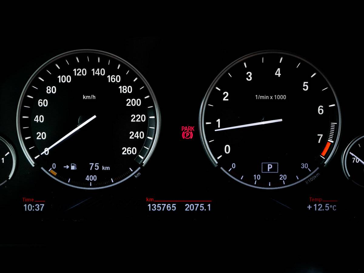 БМВ 5 серии б/у, 2014, Автоматическая. Фото: #10