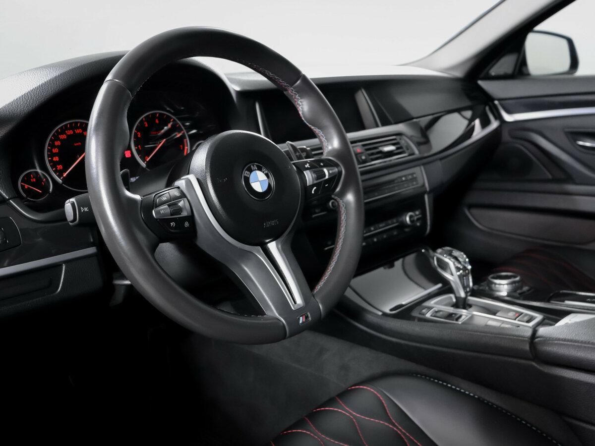 БМВ 5 серии б/у, 2014, Автоматическая. Фото: #13