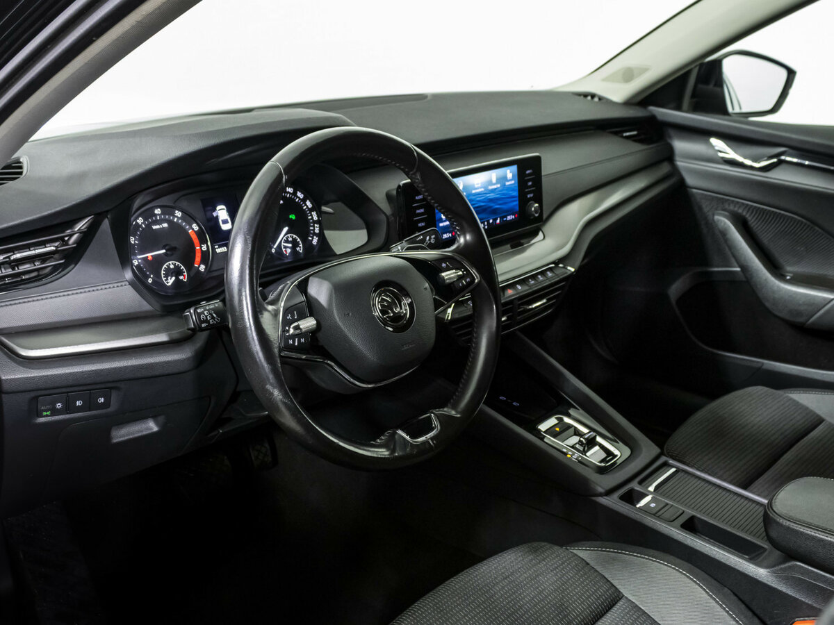 Skoda Octavia б/у, 2020, Автоматическая. Фото: #7