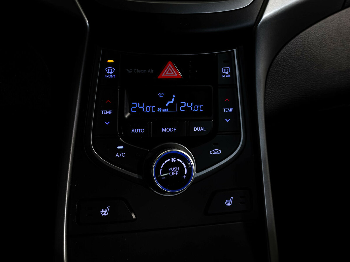 Hyundai Elantra б/у, 2015, Механическая. Фото: #11