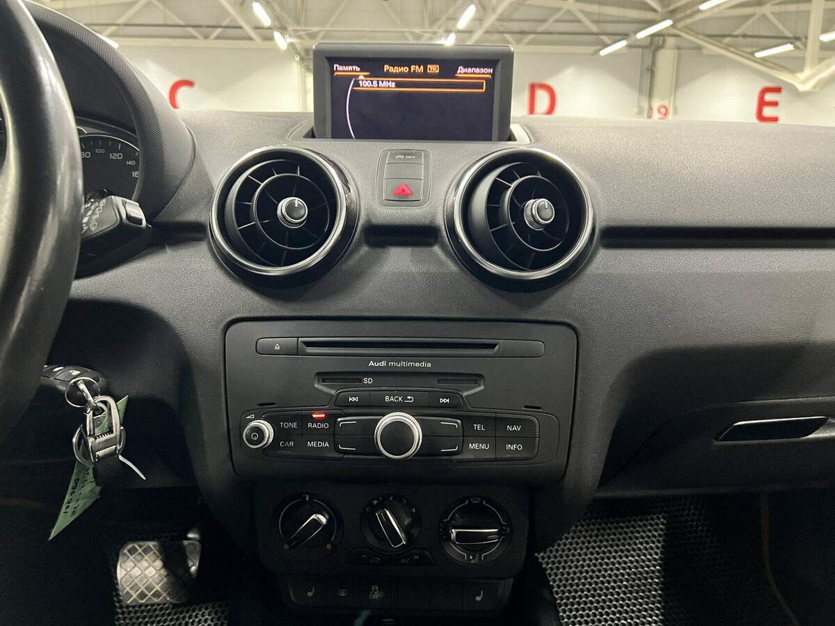 Audi A1 б/у, 2013, Роботизированная. Фото: #14