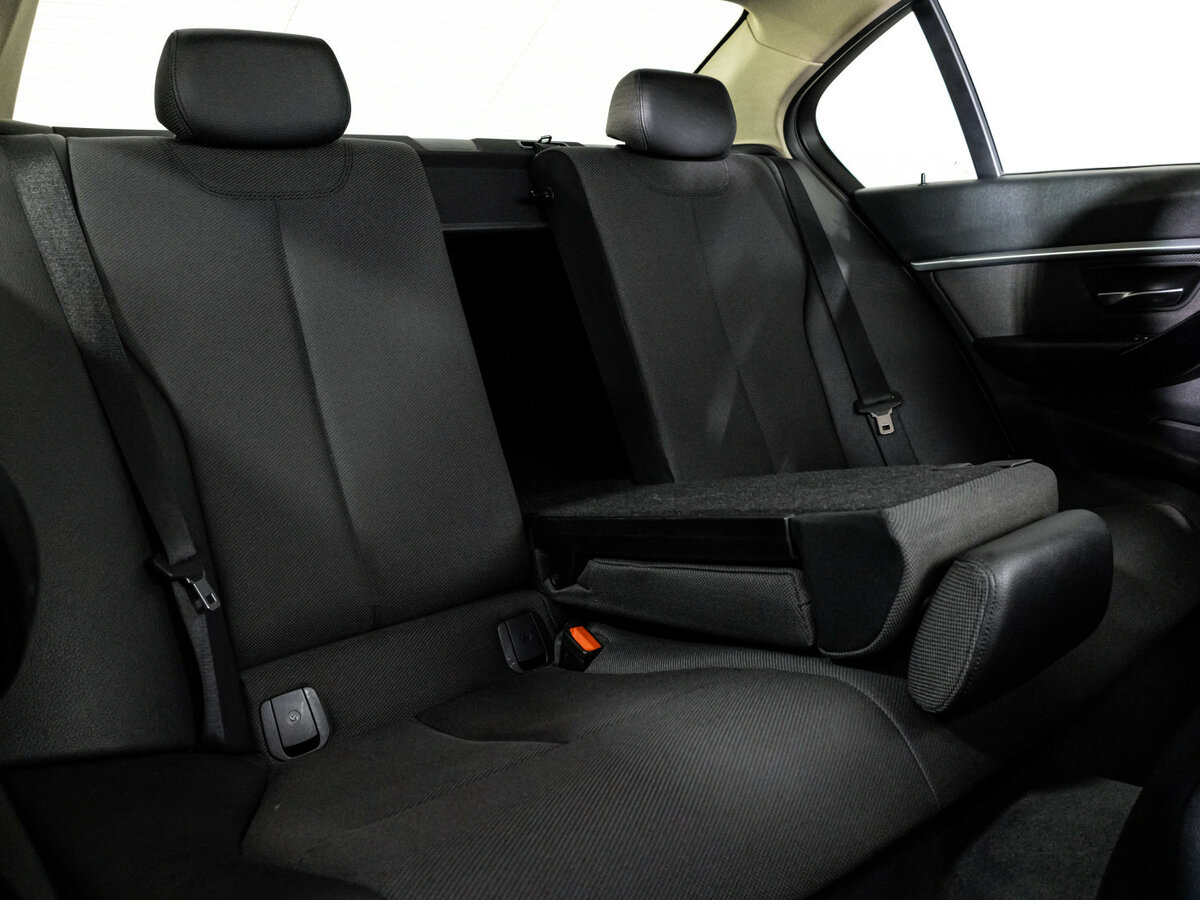 BMW 3 серии б/у, 2016, Автоматическая. Фото: #17