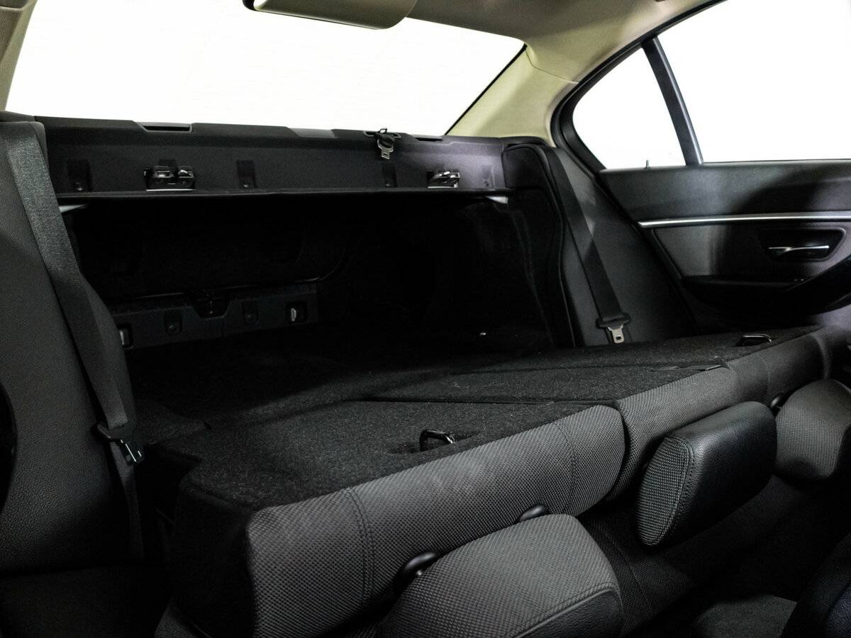 BMW 3 серии б/у, 2016, Автоматическая. Фото: #18