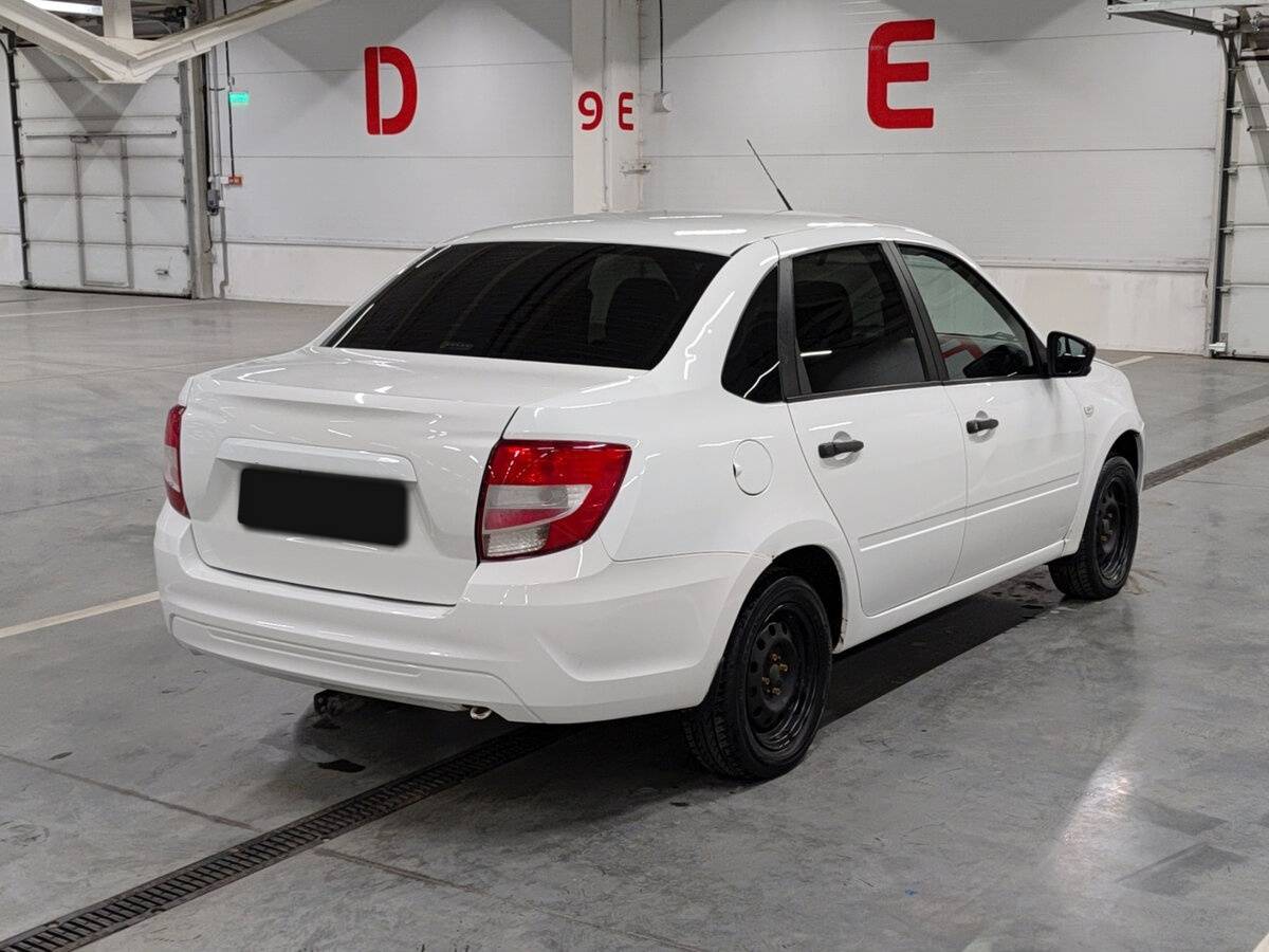Lada (ВАЗ) Granta б/у, 2019, Механическая. Фото: #4