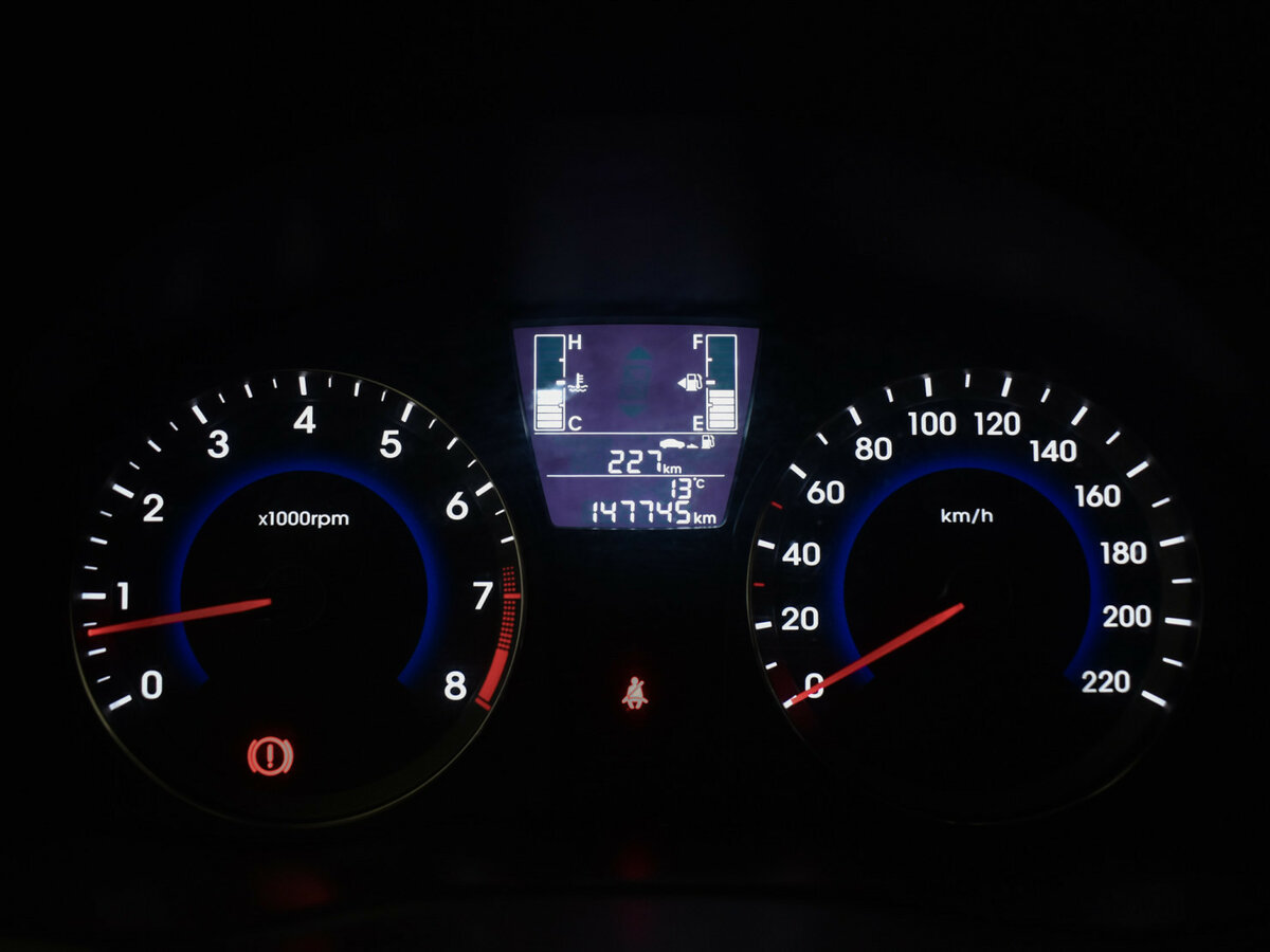 Hyundai Solaris б/у, 2016, Механическая. Фото: #19