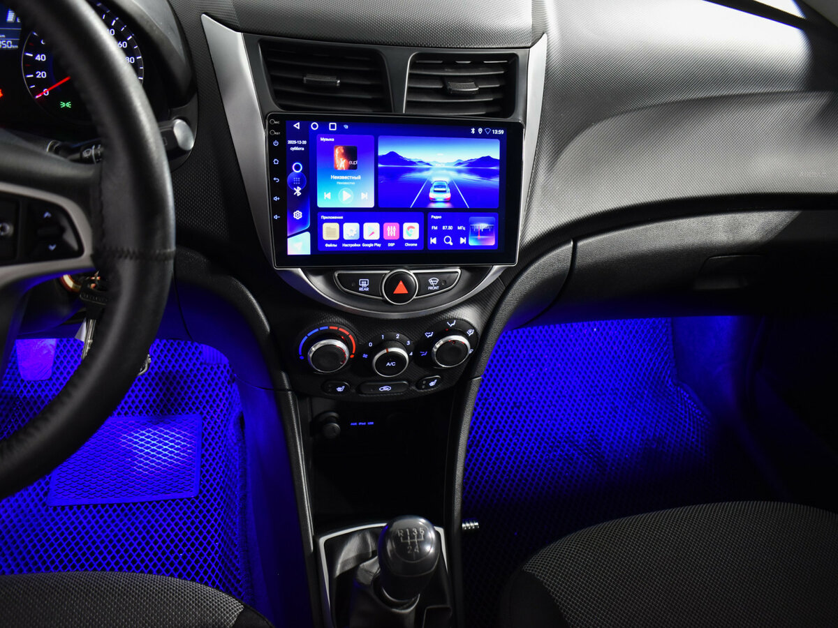 Hyundai Solaris б/у, 2014, Механическая. Фото: #17