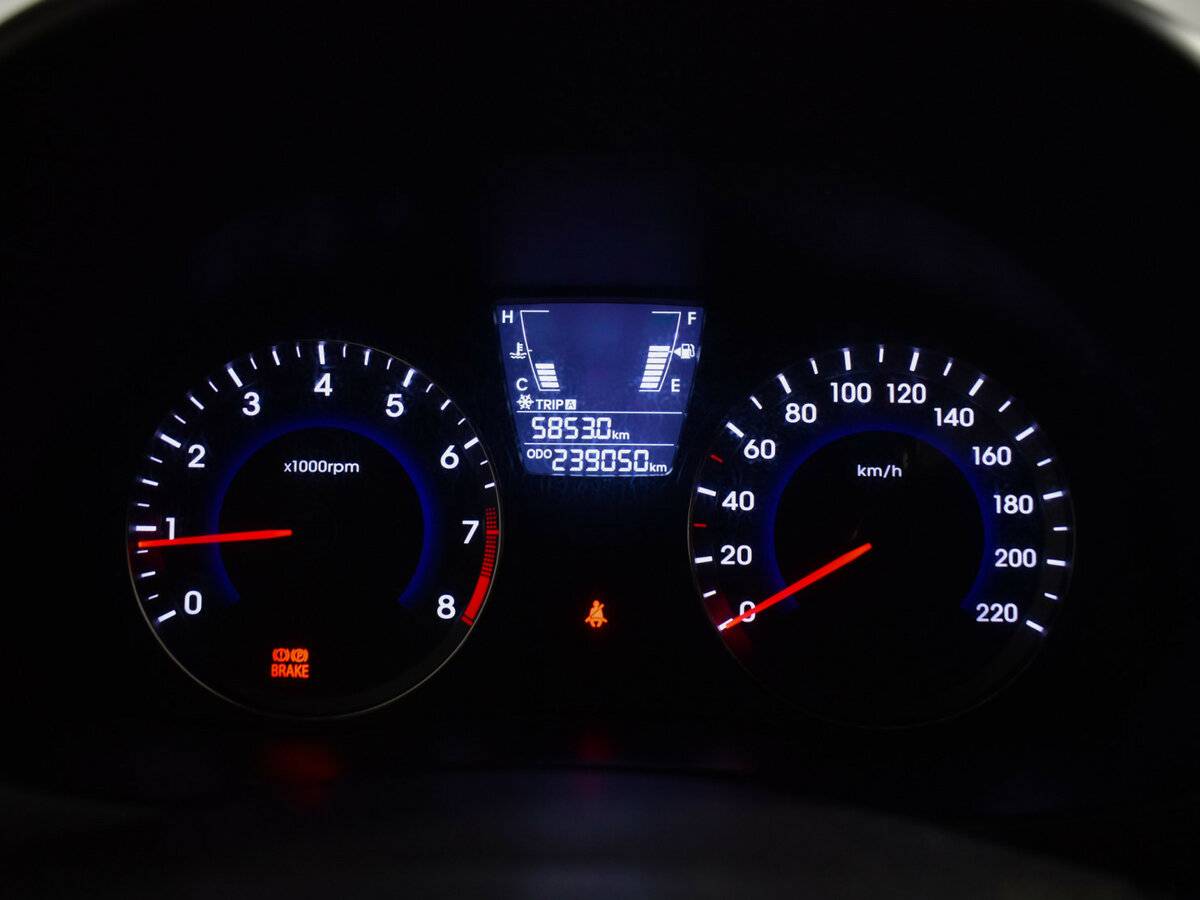 Hyundai Solaris б/у, 2014, Механическая. Фото: #19