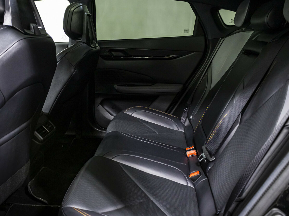 Чанган УНИ-В б/у, 2023, Роботизированная. Фото: #12