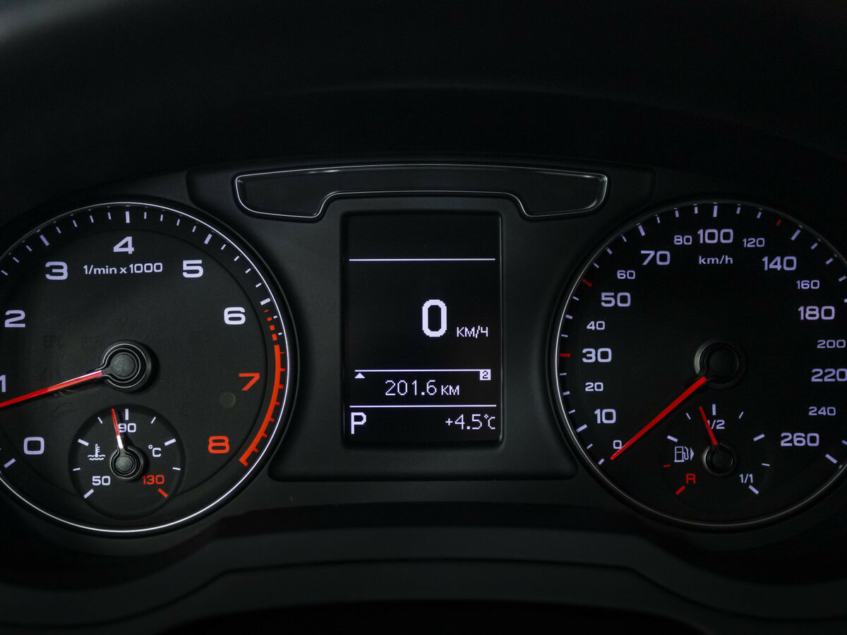 Ауди К3 б/у, 2015, Роботизированная. Фото: #10