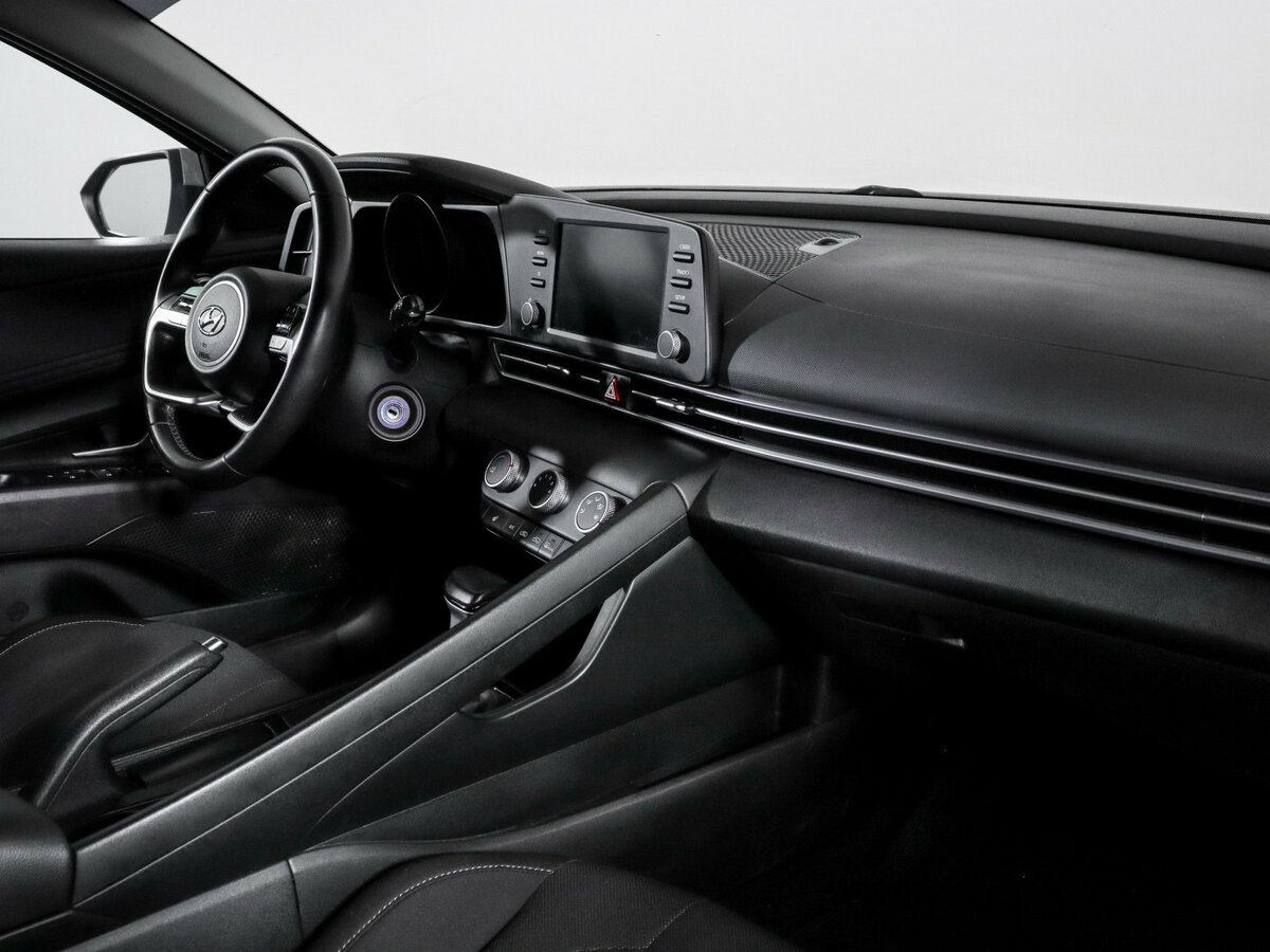 Hyundai Elantra б/у, 2021, Автоматическая. Фото: #6