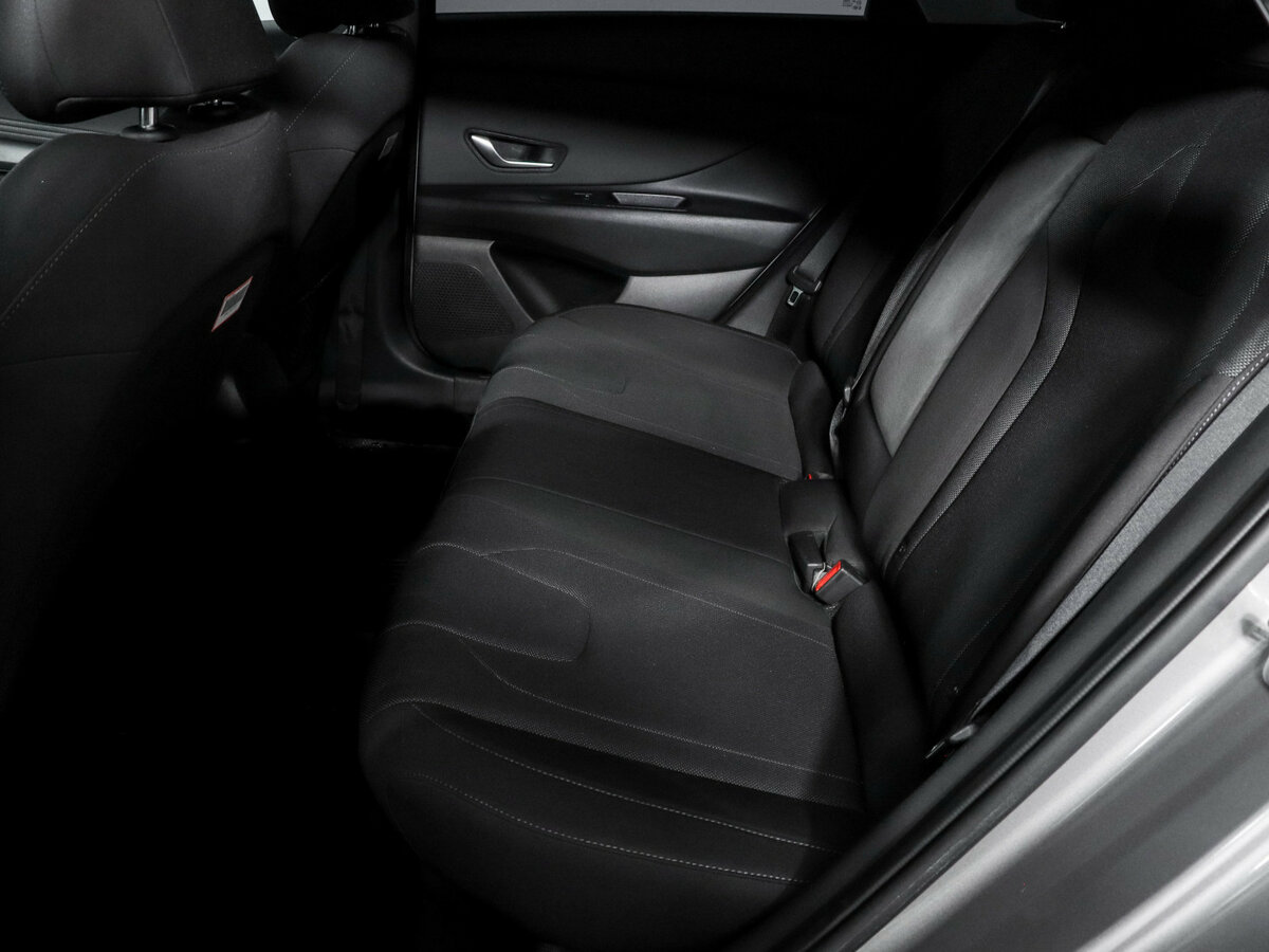 Hyundai Elantra б/у, 2021, Автоматическая. Фото: #7