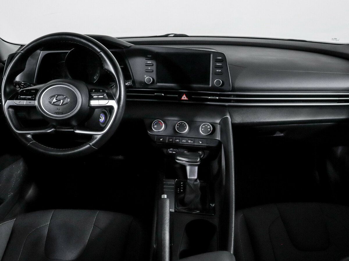 Hyundai Elantra б/у, 2021, Автоматическая. Фото: #9