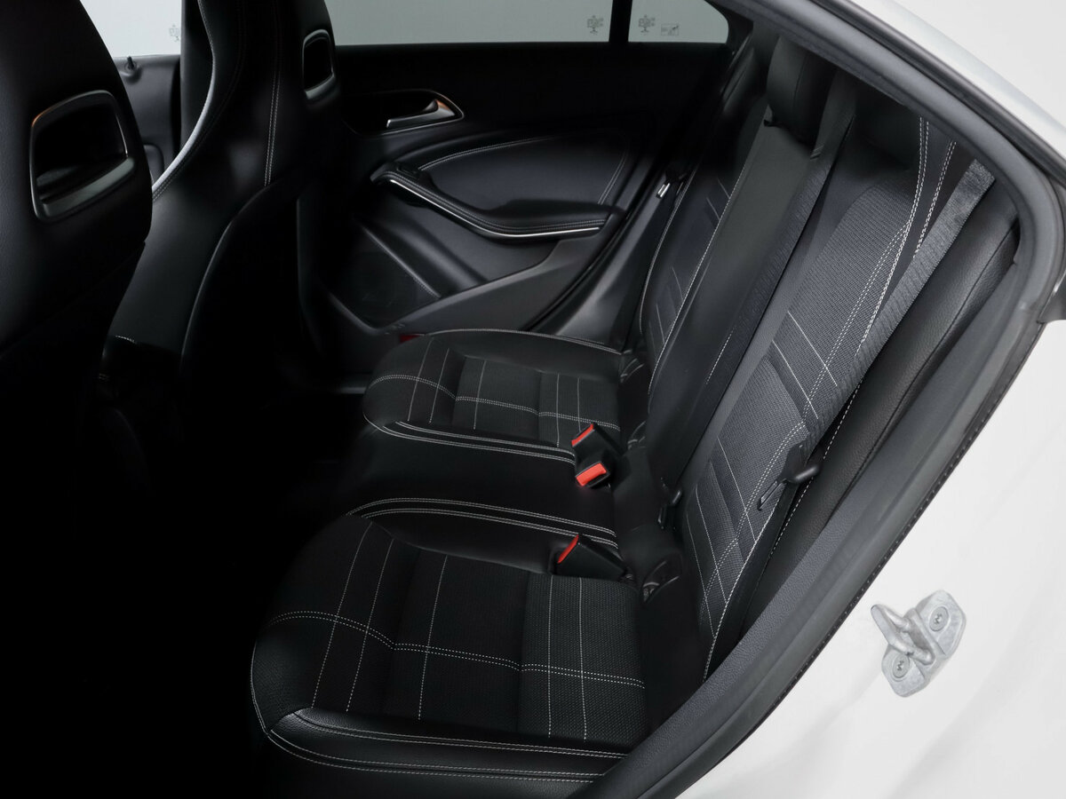 Mercedes-Benz CLA б/у, 2014, Роботизированная. Фото: #7