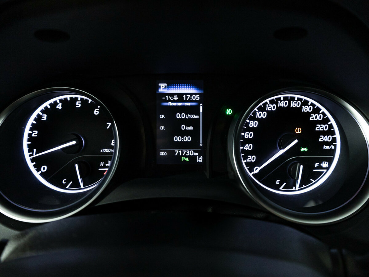 Toyota Camry б/у, 2020, Автоматическая. Фото: #9