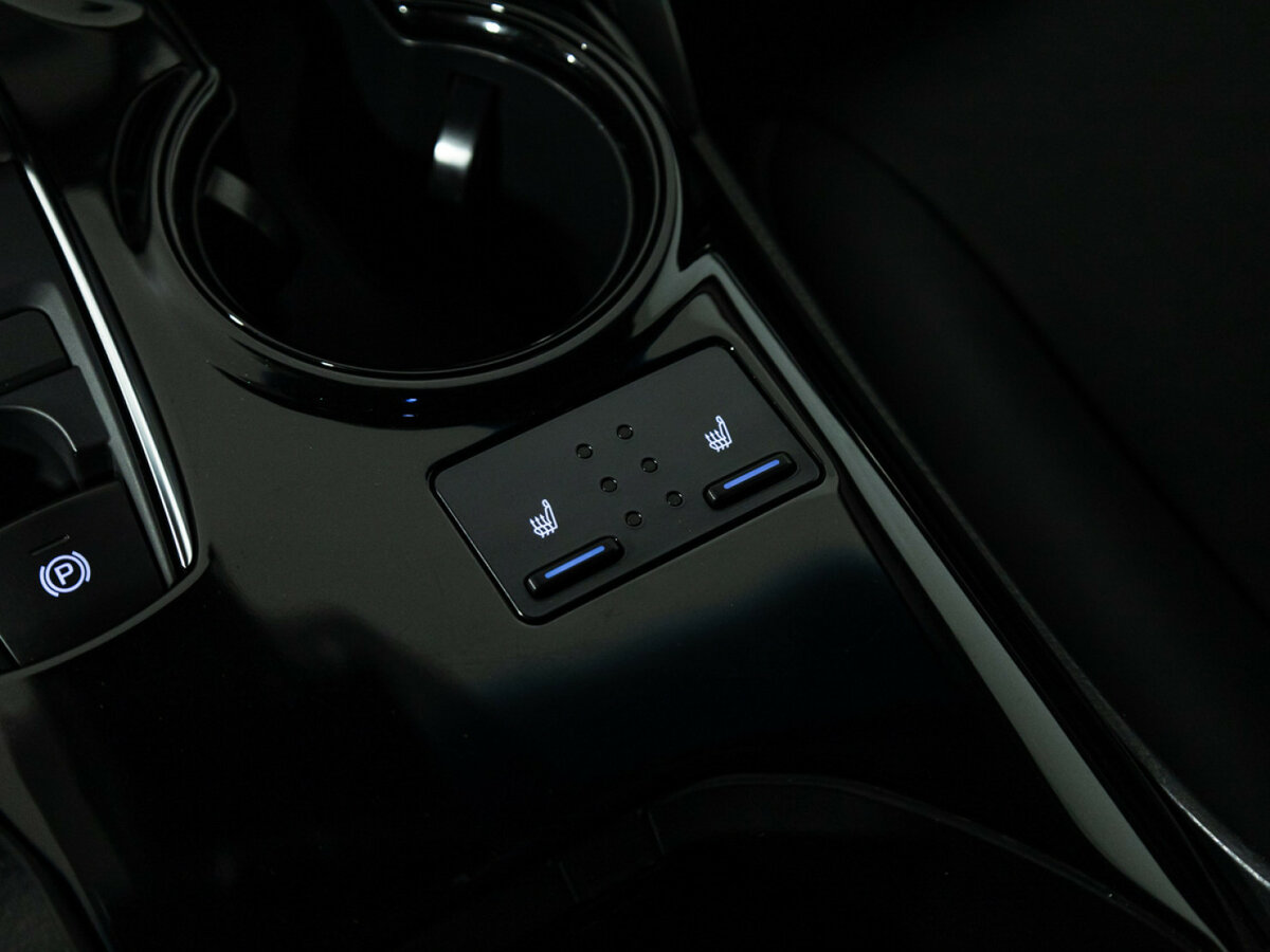 Toyota Camry б/у, 2020, Автоматическая. Фото: #16