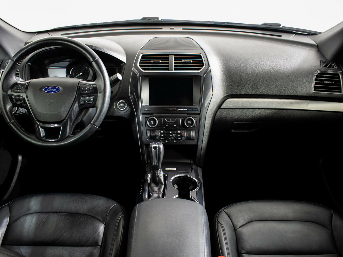 Ford Explorer б/у, 2018, Автоматическая. Фото: #11