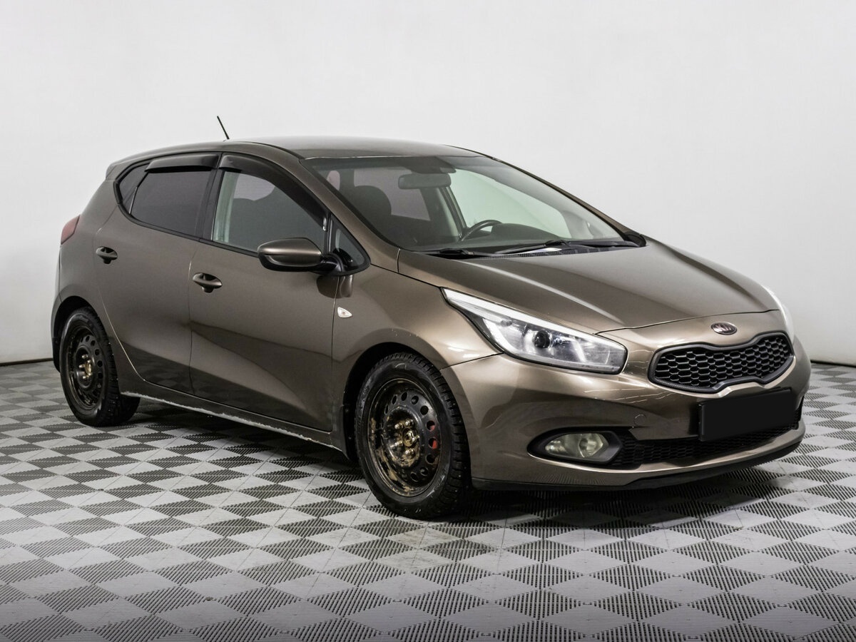 Kia Ceed б/у, 2012, Автоматическая. Фото: #2