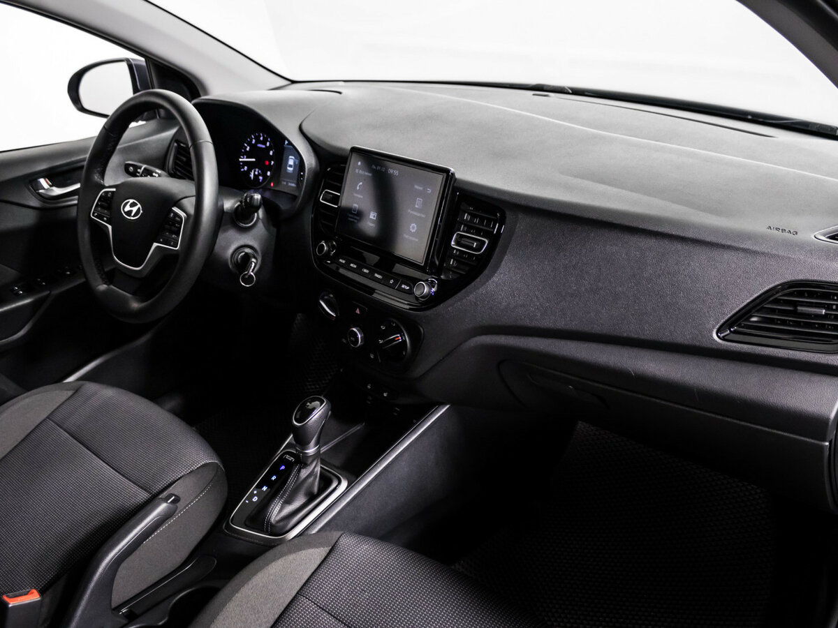 Solaris HS б/у, 2024, Автоматическая. Фото: #8