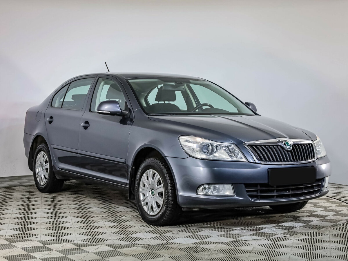 Skoda Octavia б/у, 2012, Механическая. Фото: #2