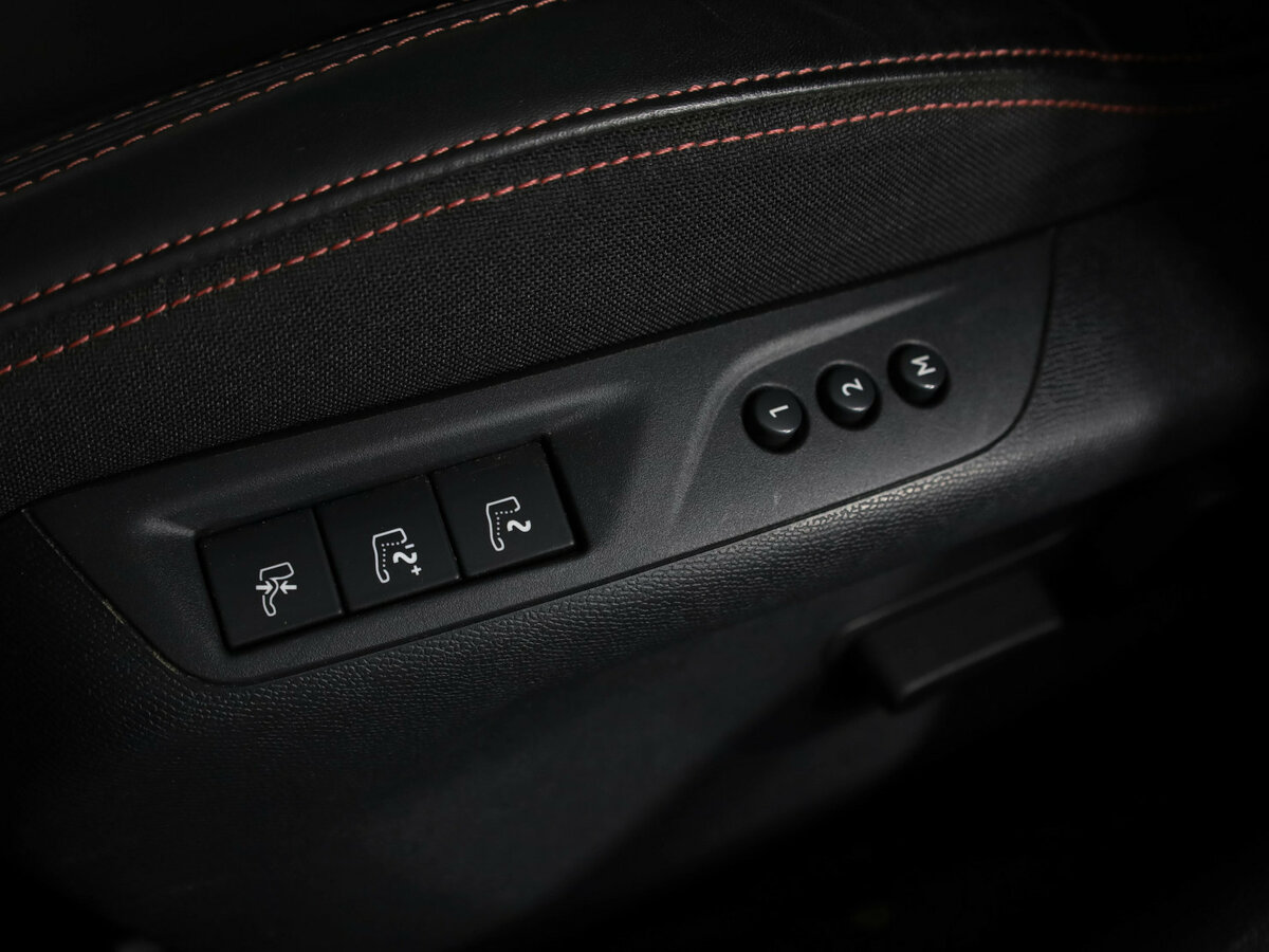 Пежо 308 б/у, 2019, Механическая. Фото: #15