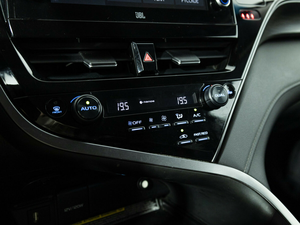 Toyota Camry б/у, 2021, Автоматическая. Фото: #16