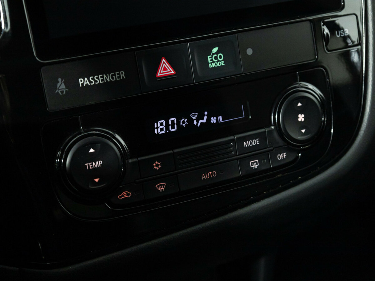 Mitsubishi Outlander б/у, 2022, Вариатор. Фото: #12