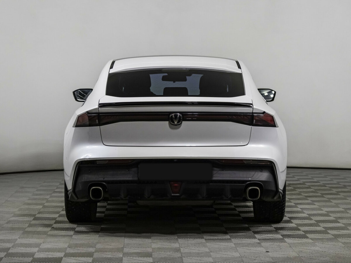 Чанган УНИ-В б/у, 2023, Роботизированная. Фото: #4