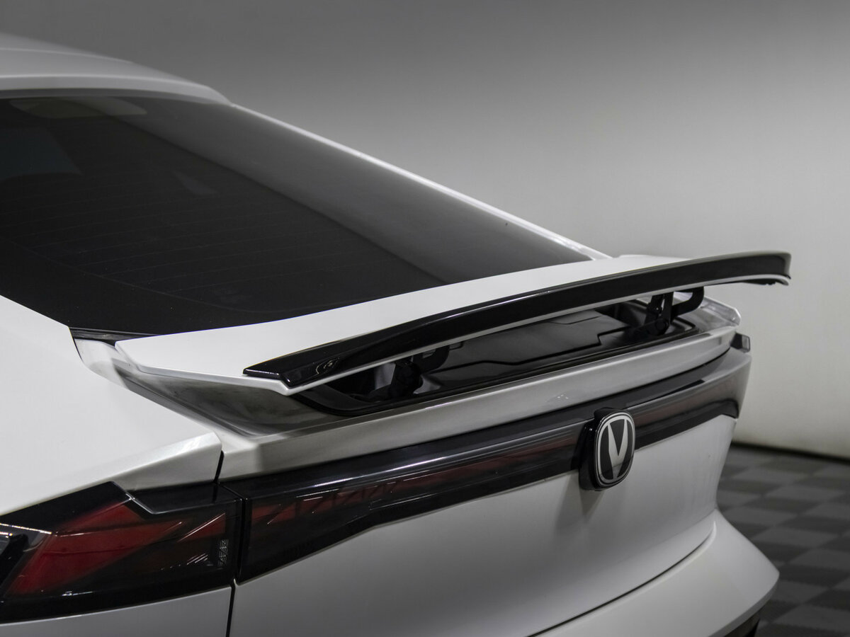 Чанган УНИ-В б/у, 2023, Роботизированная. Фото: #6