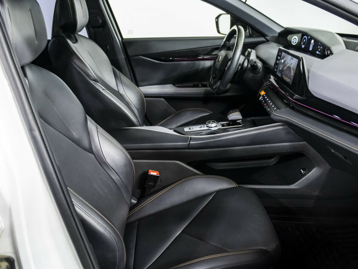 Чанган УНИ-В б/у, 2023, Роботизированная. Фото: #8