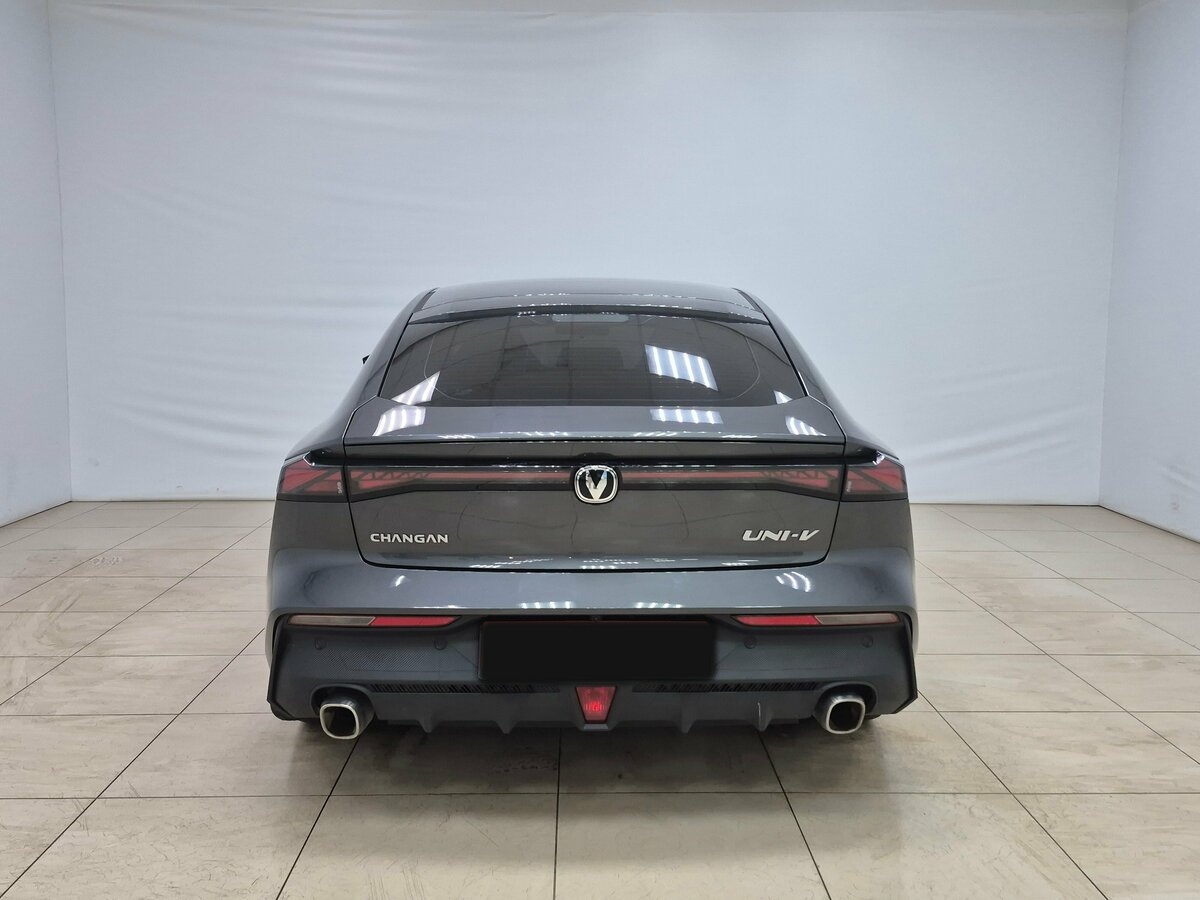 Changan UNI-V б/у, 2024, Роботизированная. Фото: #4