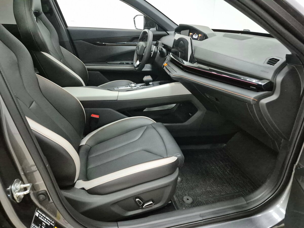 Changan UNI-V б/у, 2024, Роботизированная. Фото: #12