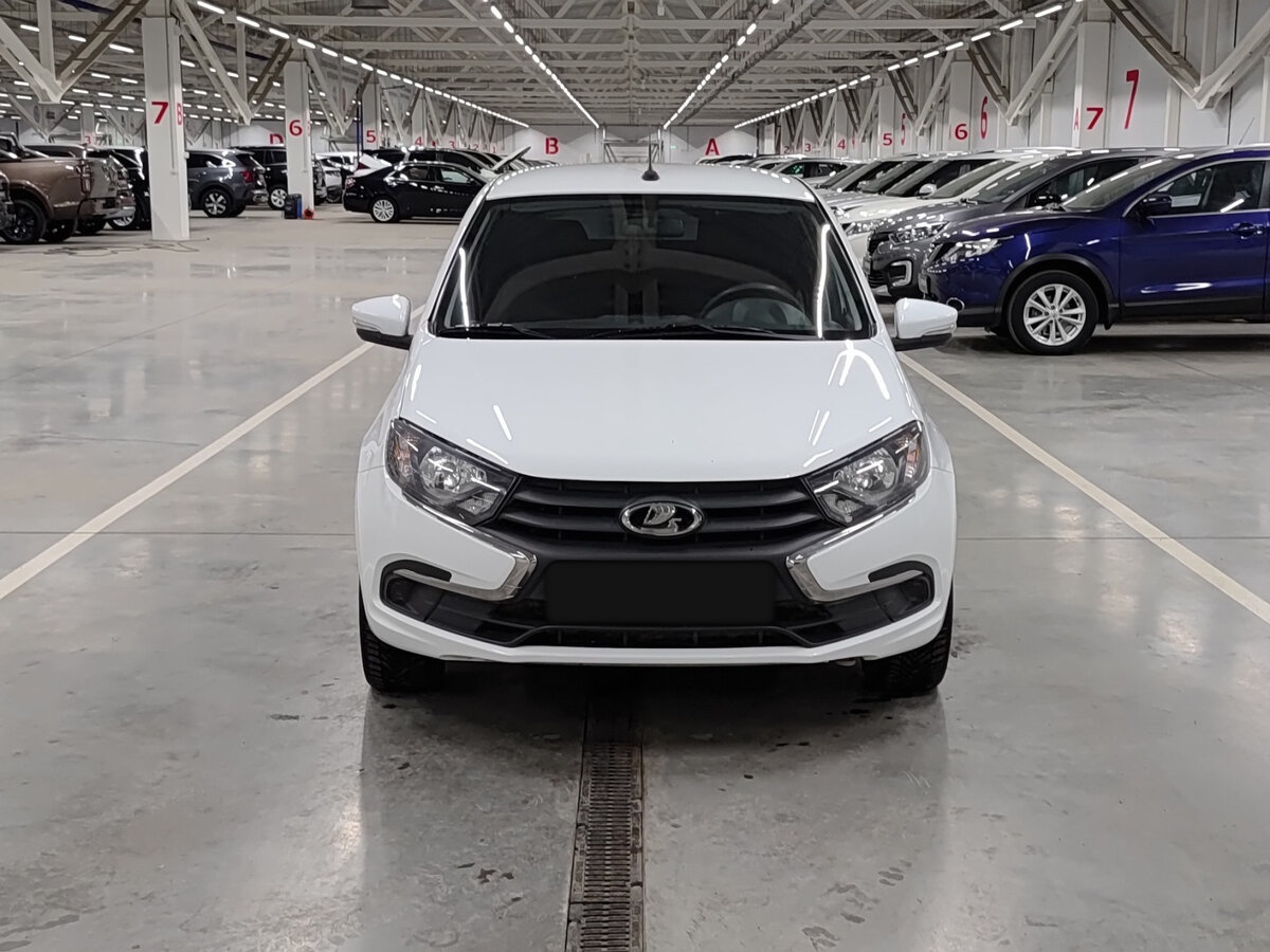 Lada (ВАЗ) Granta б/у, 2023, Механическая. Фото: #1