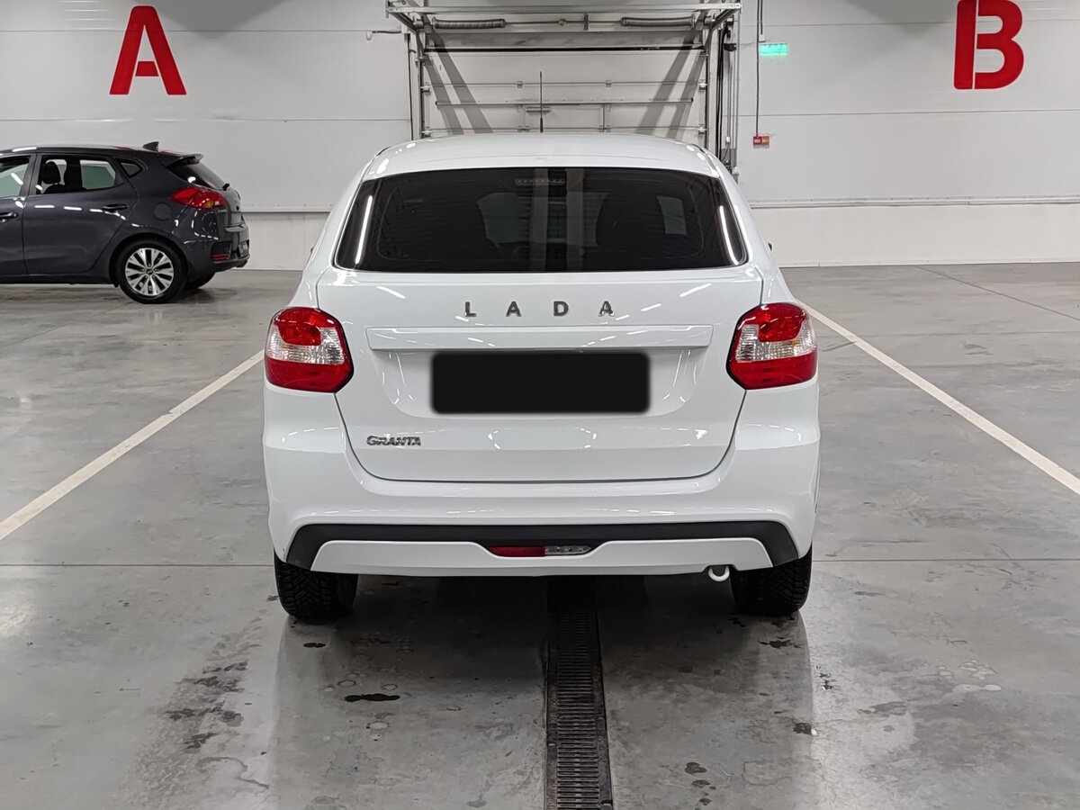 Lada (ВАЗ) Granta б/у, 2023, Механическая. Фото: #5