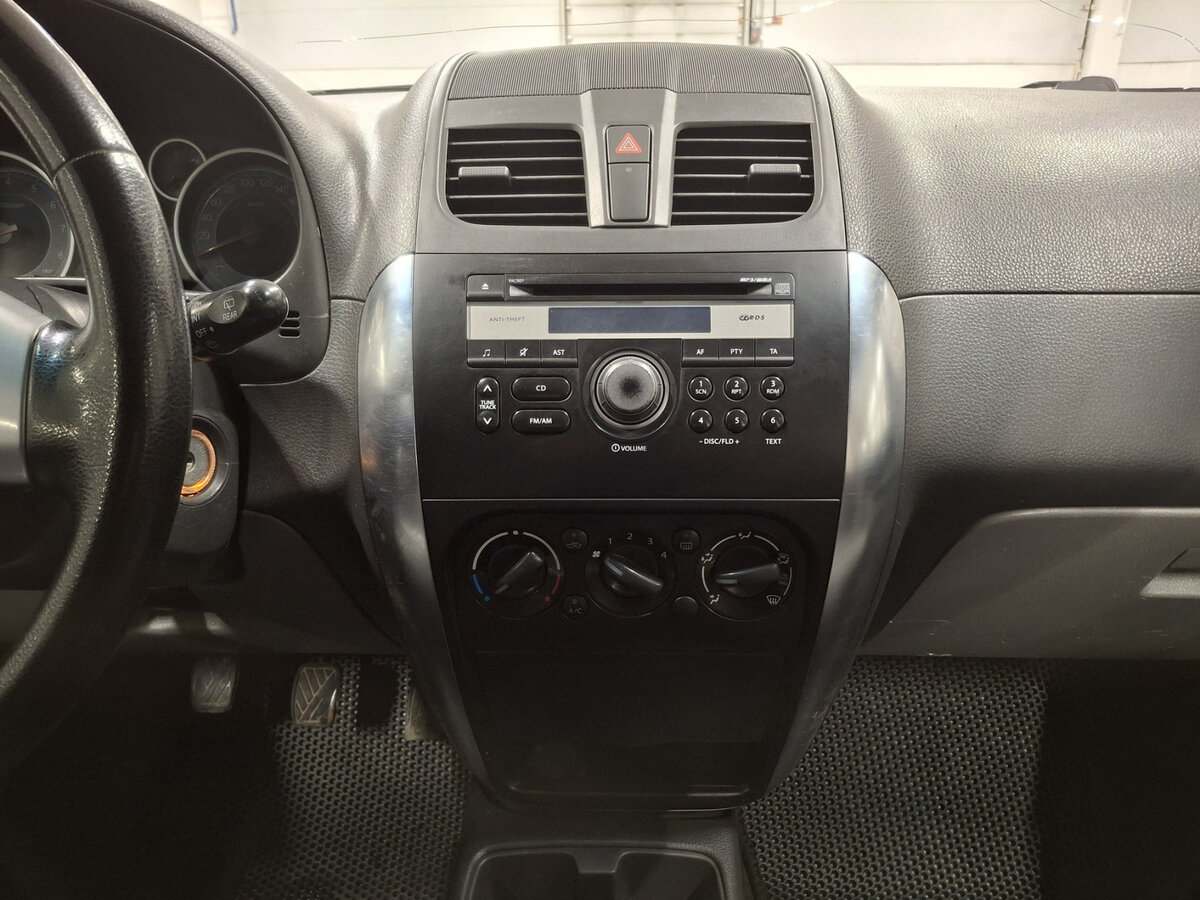 Сузуки С-Икс4 б/у, 2012, Механическая. Фото: #14