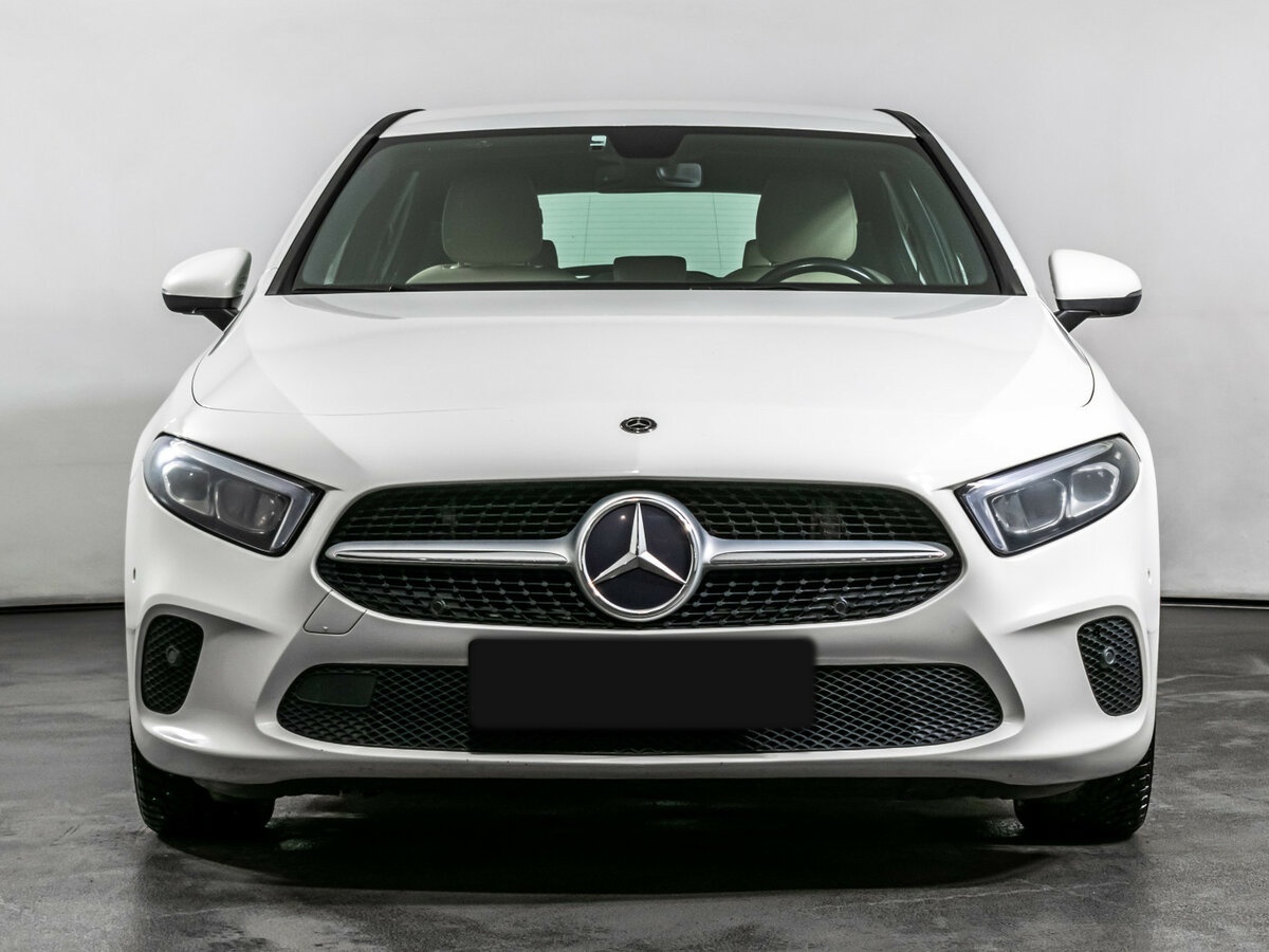 Mercedes-Benz A-Класс б/у, 2018, Роботизированная. Фото: #1